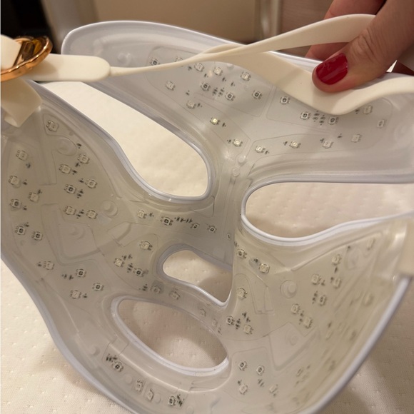 Dr. Dennis Gross SpectraLite LED FaceWare Pro - Picture 4 of 7